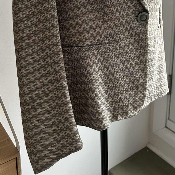 Giorgio Armani Taupe Geometric-Jacquard Linen Blend Blazer – IT 44 - US 8 - Picture 2 of 13
